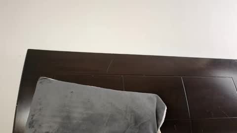 Menca of your love online show from December 22, 2025, 3:42 pm