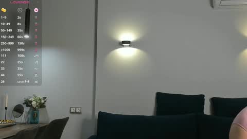 Snapshot of mendaciouss chatting on December 20, 2024, 2:16 pm Hello My name is Lily online show from December 20, 2024, 2:16 pm