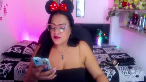 menfismuller online show from October 31, 2025, 7:04 pm