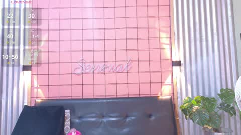 Princess Mensia online show from April 1, 2026, 1:23 pm