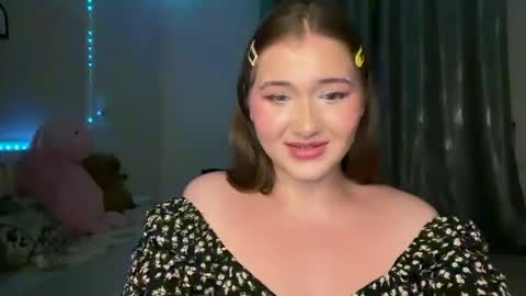 Kitten online show from July 11, 2026, 7:49 pm