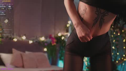 Heeyyooo Im Nans Subscribe to me I will be glad online show from January 10, 2025, 11:22 am