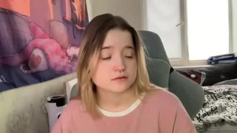 meowme online show from January 2, 2025, 7:01 am