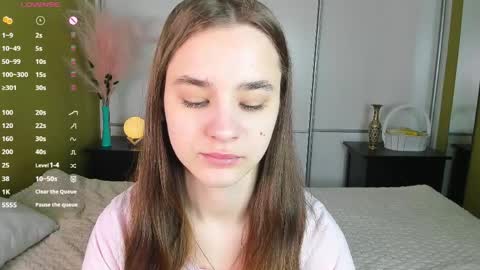 Julie online show from March 31, 2026, 10:04 am