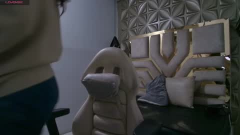    online show from February 26, 2026, 2:32 am