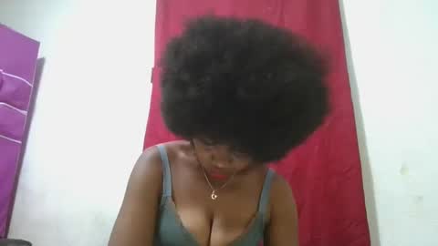 Snapshot of meraldaaaa chatting on October 9, 2025, 6:55 am meraldaaaa online show from October 9, 2025, 6:55 am