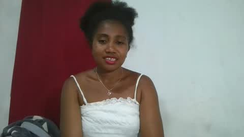 Snapshot of meraldaaaa chatting on October 23, 2025, 4:28 pm meraldaaaa online show from October 23, 2025, 4:28 pm