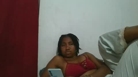 Snapshot of meraldaaaa chatting on October 27, 2025, 10:41 am meraldaaaa online show from October 27, 2025, 10:41 am