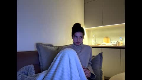LEVA online show from April 26, 2026, 5:54 pm