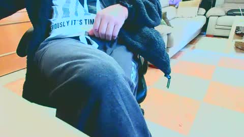 Snapshot of merce1972 chatting on January 18, 2025, 8:10 am merce1972 online show from January 18, 2025, 8:10 am