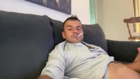 Mercedes190d online show from March 17, 2026, 11:57 am