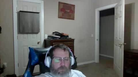 mercer1977 online show from February 11, 2026, 1:49 pm