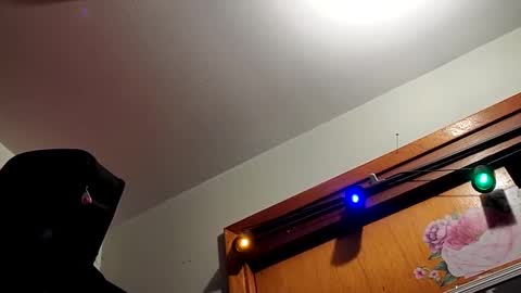 gurlnips online show from January 9, 2025, 1:39 am