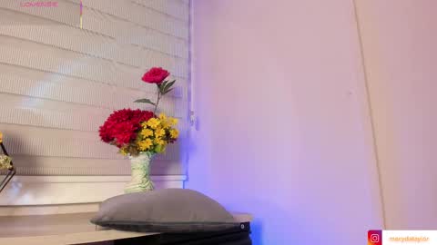 Merida  online show from March 6, 2025, 5:22 pm