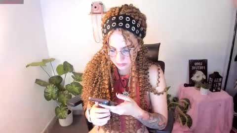 Snapshot of meridaxbrave_ chatting on November 11, 2025, 2:55 am laura 3 i am independent model online show from November 11, 2025, 2:55 am