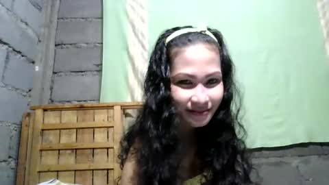 merietiny online show from December 28, 2024, 7:44 am