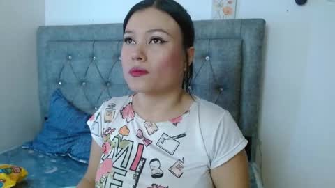 meriilyn_monroe724 online show from November 17, 2025, 2:45 pm
