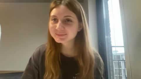 Joan  online show from November 30, 2025, 7:23 am