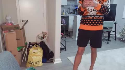 Snapshot of merlinharriss chatting on December 20, 2025, 11:12 pm Merlinz Magic online show from December 20, 2025, 11:12 pm