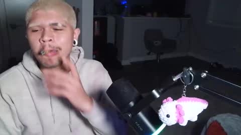 Snapshot of merlinharriss chatting on January 7, 2026, 5:54 am Merlinz Magic online show from January 7, 2026, 5:54 am