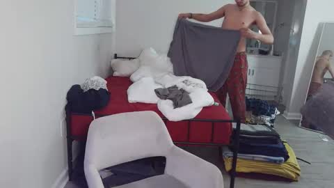 Snapshot of merlinharriss chatting on January 12, 2026, 10:26 pm Merlinz Magic online show from January 12, 2026, 10:26 pm