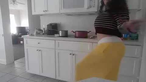 Snapshot of mermaidonland25 chatting on October 20, 2025, 6:41 pm mermaidonland25 online show from October 20, 2025, 6:41 pm