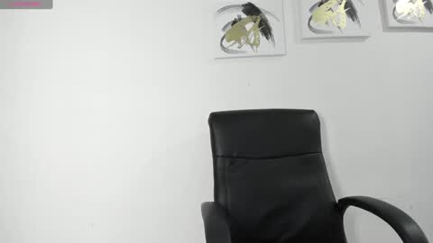 Snapshot of merysummer chatting on January 17, 2025, 12:42 am Mery Summer online show from January 17, 2025, 12:42 am