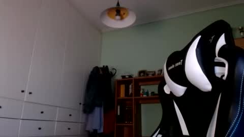 FunnyTimeHere online show from January 5, 2026, 6:33 pm