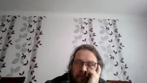 Snapshot of metallbuddy chatting on December 27, 2024, 10:45 am ask me online show from December 27, 2024, 10:45 am