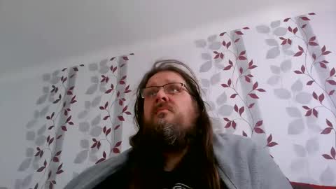 Snapshot of metallbuddy chatting on March 3, 2025, 9:44 am ask me online show from March 3, 2025, 9:44 am