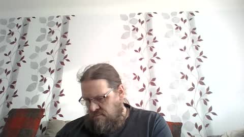 Snapshot of metallbuddy chatting on March 6, 2025, 7:14 am ask me online show from March 6, 2025, 7:14 am