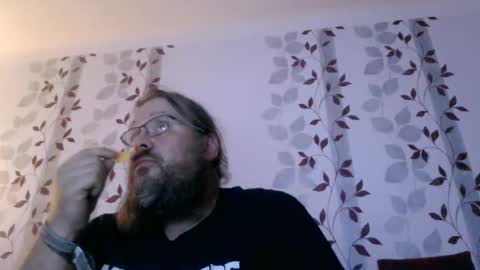 Snapshot of metallbuddy chatting on October 12, 2025, 6:40 pm ask me online show from October 12, 2025, 6:40 pm