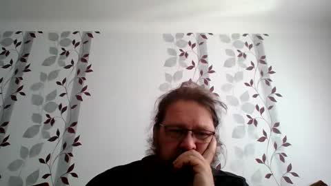 Snapshot of metallbuddy chatting on June 7, 2026, 8:40 am ask me online show from June 7, 2026, 8:40 am