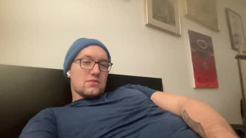 Snapshot of metallica92786 chatting on March 2, 2026, 4:25 am metallica92786 online show from March 2, 2026, 4:25 am