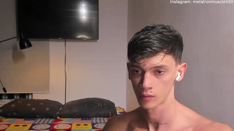 Snapshot of metatron_muscle chatting on January 6, 2025, 12:27 am Dany online show from January 6, 2025, 12:27 am