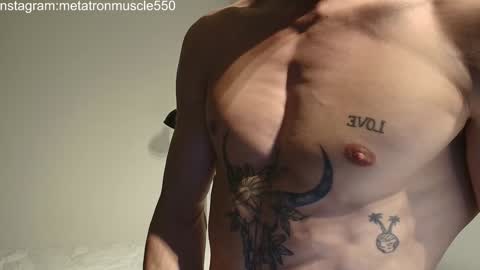 Snapshot of metatron_muscle chatting on February 3, 2025, 1:41 am Dany online show from February 3, 2025, 1:41 am