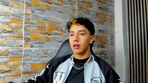 Snapshot of mexwilliams chatting on November 13, 2025, 12:37 pm mexwilliams online show from November 13, 2025, 12:37 pm