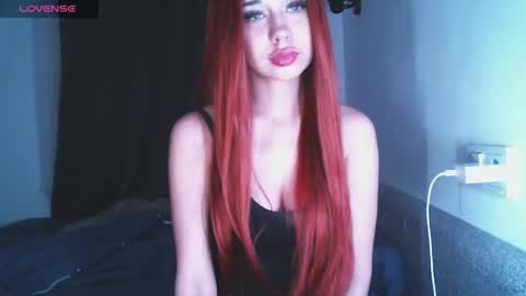 Snapshot of mezzalunaa chatting on February 18, 2025, 2:05 am vollmond online show from February 18, 2025, 2:05 am