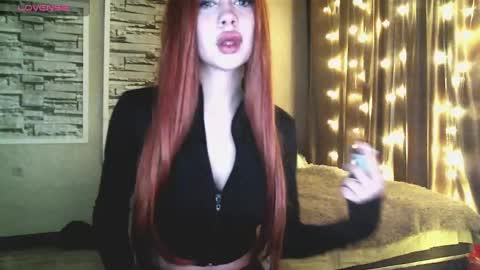 Snapshot of mezzalunaa chatting on March 6, 2025, 9:20 pm vollmond online show from March 6, 2025, 9:20 pm