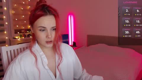 Snapshot of mi_cherry chatting on January 10, 2025, 6:38 pm Alice online show from January 10, 2025, 6:38 pm