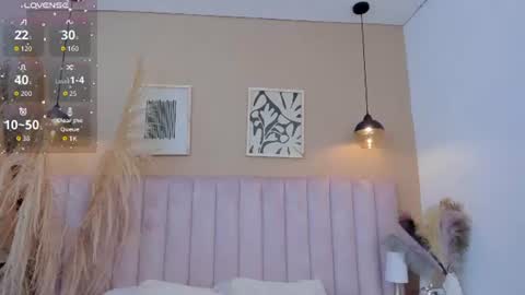 mia__bailey_ online show from June 30, 2026, 8:10 pm