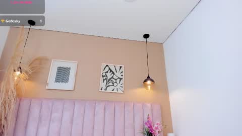 mia__bailey_ online show from July 13, 2026, 7:05 pm
