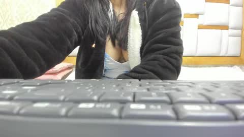 mia__megan online show from February 17, 2025, 11:55 am