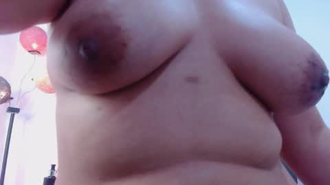 C A L L  M E  M I A  online show from February 15, 2026, 7:51 am