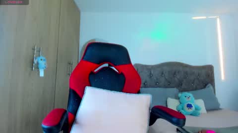Snapshot of mia_adamsxxx chatting on June 9, 2026, 10:54 pm mia_adamsxxx online show from June 9, 2026, 10:54 pm