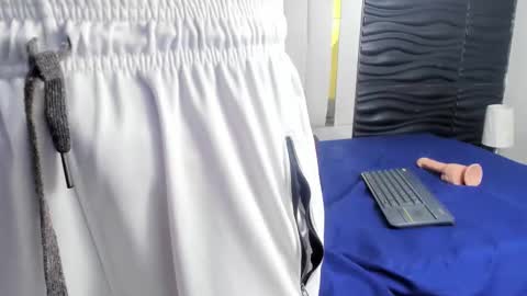 Dreams Couple online show from January 7, 2025, 10:08 pm