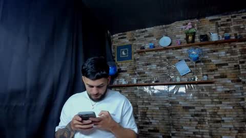 Snapshot of mia_and_vincentt chatting on October 14, 2025, 3:29 am Mia and vincentt model indepent online show from October 14, 2025, 3:29 am