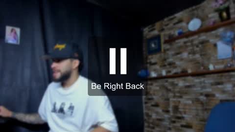 Snapshot of mia_and_vincentt chatting on November 4, 2025, 4:11 am Mia and vincentt model indepent online show from November 4, 2025, 4:11 am