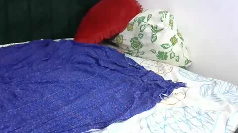 aishah petite online show from January 27, 2025, 6:52 pm