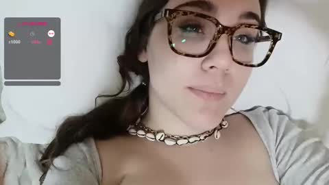 Snapshot of mia_boone chatting on March 5, 2025, 3:51 pm mia_boone online show from March 5, 2025, 3:51 pm